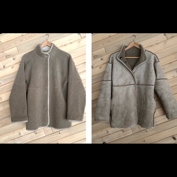 COPY - VELVET by Graham & Spencer Reversible Lux Sherpa Coat, Size XS, Like New… - Picture 4 of 10